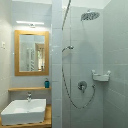 Nemes Διαμέρισμα *