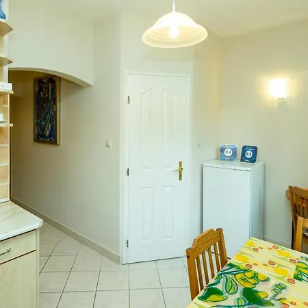 Nemes